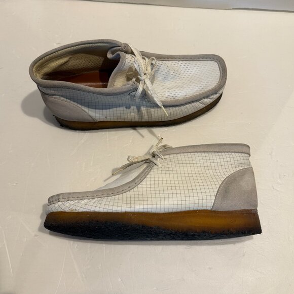 Vintage Clarks Wallabee Originals Mens Size 10.5 RARE Chukka Grid Crepe Sole - Picture 1 of 11